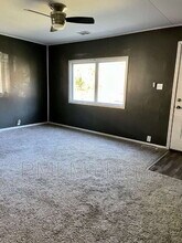 261 N Kenmore St in South Bend, IN - Building Photo - Building Photo