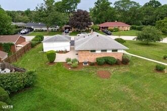1032 Whitfield Rd in Northbrook, IL - Building Photo - Building Photo