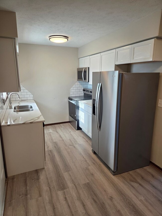 13615 Spring St in Omaha, NE - Building Photo - Building Photo