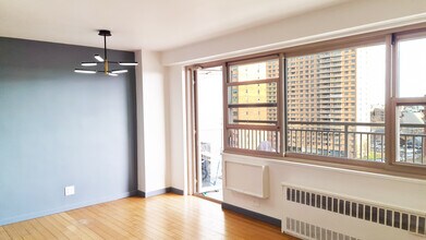 2925 W 5th St in Brooklyn, NY - Building Photo - Building Photo