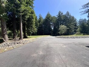 3331 Rancheria Rd, Unit Main in Fortuna, CA - Foto de edificio - Building Photo