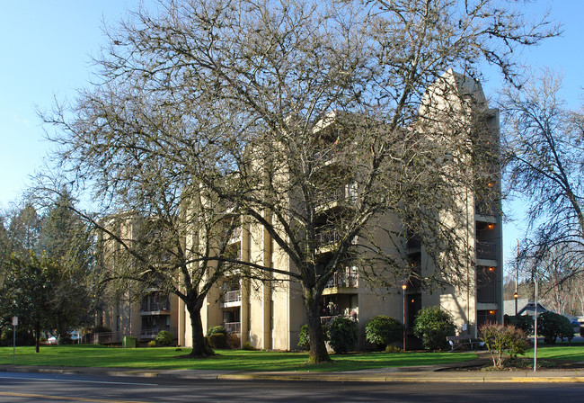 Riverview Terrace in Cottage Grove, OR - Building Photo - Building Photo