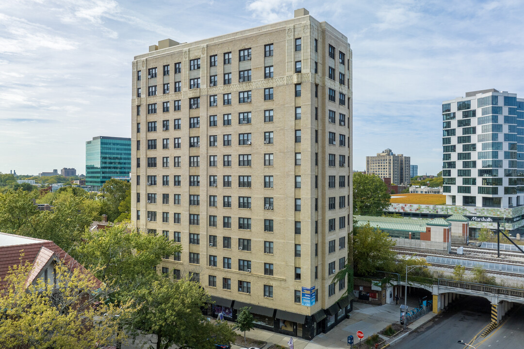 Scholars Corner Apartments in Chicago, IL - Foto de edificio