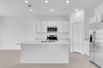 4688 Golden Knight Blvd in Kissimmee, FL - Building Photo - Building Photo
