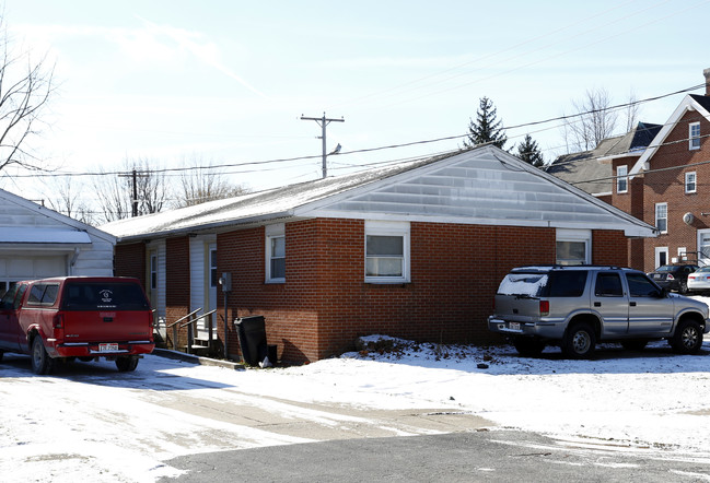 117 Tioga Ave in Findlay, OH - Building Photo - Building Photo