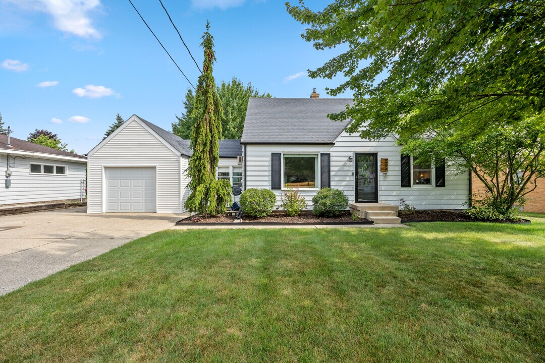507 Fontenelle St SE in Grand Rapids, MI - Building Photo