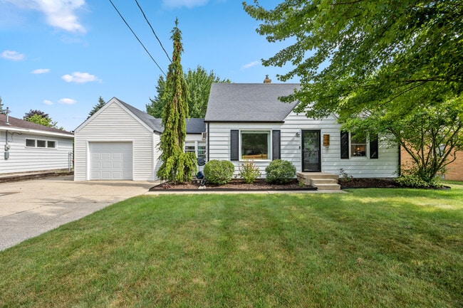 property at 507 Fontenelle St SE