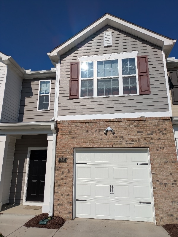 property at 1505 Gracie Ln