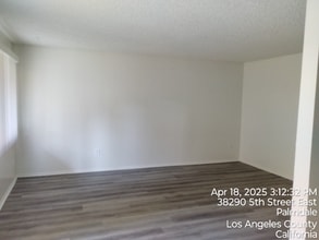 38290 5th St E in Palmdale, CA - Building Photo - Building Photo