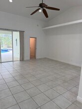 522 SE Nome Dr in Port St. Lucie, FL - Building Photo - Building Photo