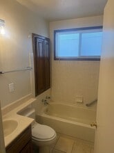 24728 Stone Ct in Hayward, CA - Foto de edificio - Building Photo