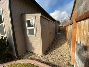 2845 E Shadowband St in Eagle, ID - Foto de edificio - Building Photo