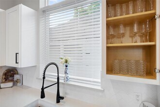 1410 Milby St in Houston, TX - Building Photo - Building Photo