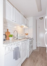 3007-3035 35 St NW in Edmonton, AB - Building Photo - Building Photo