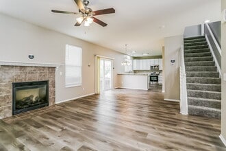 6960 Shady Rock Ln in Blacklick, OH - Foto de edificio - Building Photo