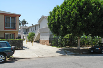 921 S Berendo St in Los Angeles, CA - Building Photo - Building Photo