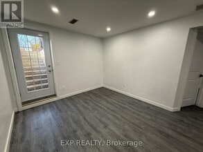 25 Mohawk St in Brantford, ON - Building Photo - Building Photo