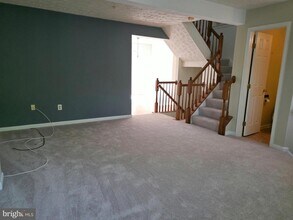 705 Pine Drift Dr in Odenton, MD - Building Photo - Building Photo