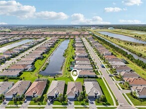 2445 Orchard St in Naples, FL - Building Photo - Building Photo