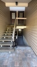 5 Evergreen Dr, Unit 285 in Clinton, NJ - Building Photo - Building Photo