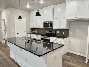 6621 Bent Wood Villas Dr in Oklahoma City, OK - Building Photo - Building Photo