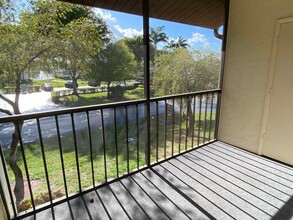 4835 Sable Pine Cir in West Palm Beach, FL - Building Photo - Building Photo