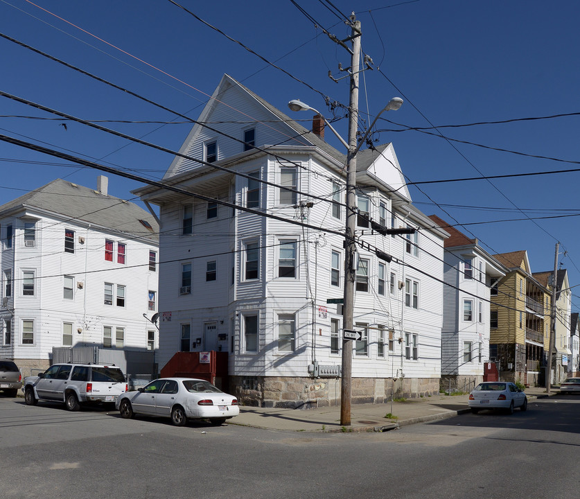 45 Tallman St in New Bedford, MA - Building Photo