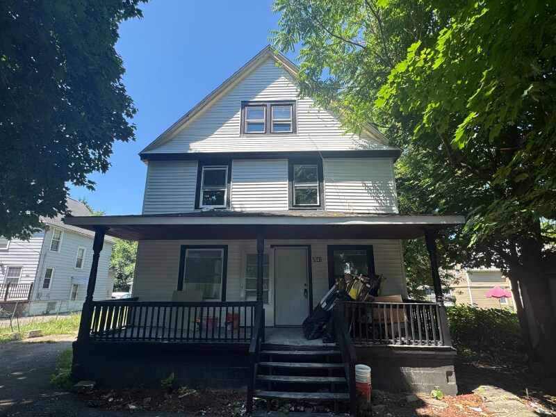 3202 Bradwell Ave in Cleveland, OH - Building Photo