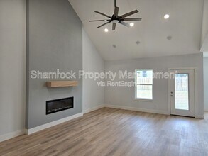9904 Ridings Dr in Waco, TX - Building Photo - Building Photo