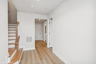 5040 Spruce Rd in Gibsonia, PA - Building Photo - Building Photo