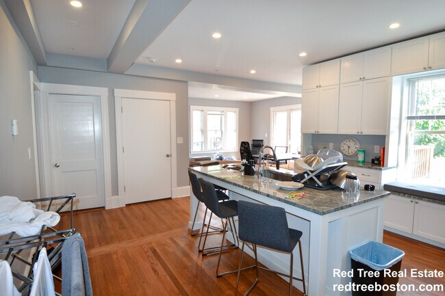 6 South St in Boston, MA - Building Photo - Building Photo