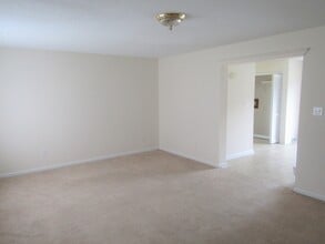 150 Morristown Rd in Stella, NC - Building Photo - Building Photo