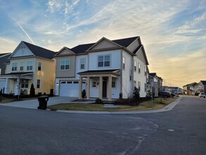 1701 Jerningham Ln in Virginia Beach, VA - Building Photo - Building Photo