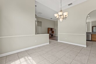402 Terranova St in Winter Haven, FL - Foto de edificio - Building Photo