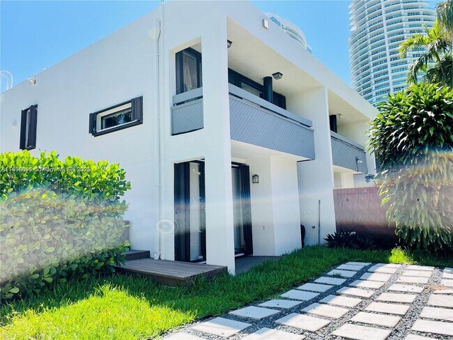 property at 2180 Brickell Ave