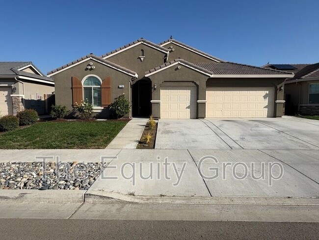 property at 1724 W Sedona Ave