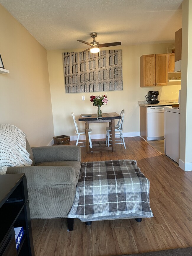 45749-45749 Spadina Ave in Chilliwack, BC - Building Photo - Building Photo