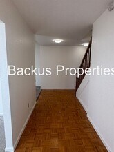 18 Suffield Cir in Salinas, CA - Building Photo - Building Photo