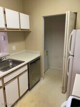 6321 Aragon Way in Ft. Myers, FL - Building Photo - Building Photo