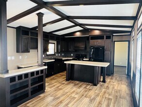 21393 Ruth Dr in New Caney, TX - Building Photo - Building Photo