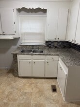 310 Crosby Cir in Greenville, SC - Building Photo - Building Photo