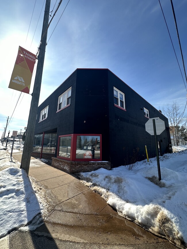 1127 N 3rd St in Marquette, MI - Building Photo - Building Photo
