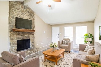 2421 Homewood Trail in Arlington, TX - Building Photo - Building Photo