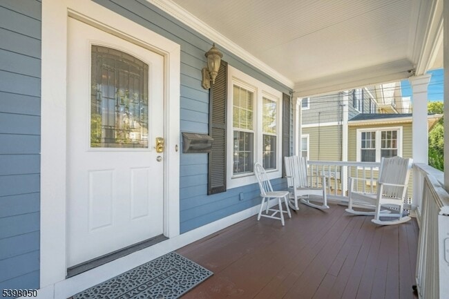 16 Walnut St in Summit, NJ - Building Photo - Building Photo