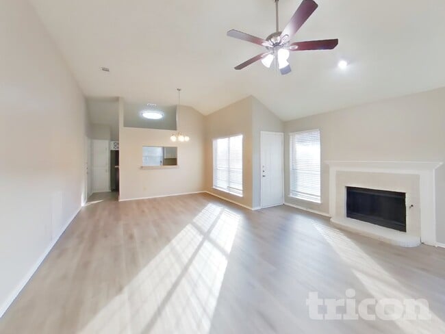 1638 Tuley St in Cedar Hill, TX - Building Photo - Building Photo