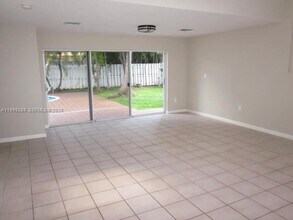 9721 SW 155th Ave in Miami, FL - Building Photo - Building Photo