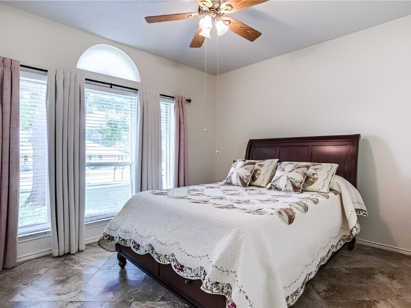 1405 Ridgemoor Ln in Richardson, TX - Building Photo