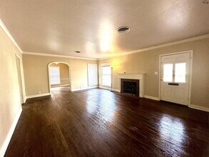 2409 Ellingham in Wichita Falls, TX - Building Photo - Building Photo