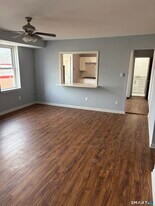 872 State St in New Haven, CT - Building Photo