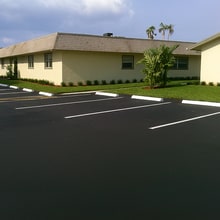 1st month $995 & SD $995 w/ approved credit in Pompano Beach, FL - Building Photo - Building Photo